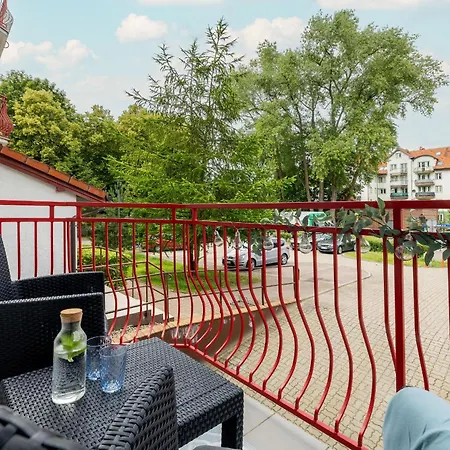 Podczele Na Fali Morski By Renters Daire Kolobrzeg