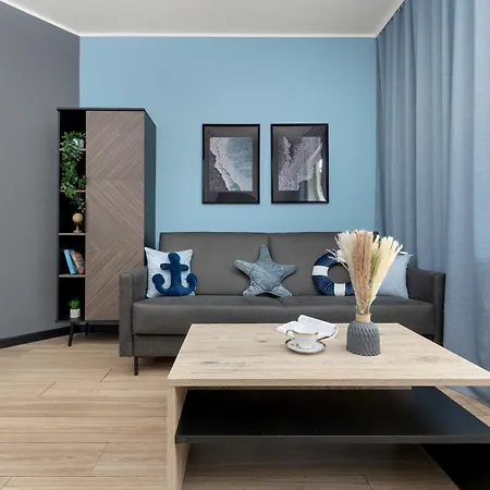 Podczele Na Fali Morski By Renters קולובז'ג